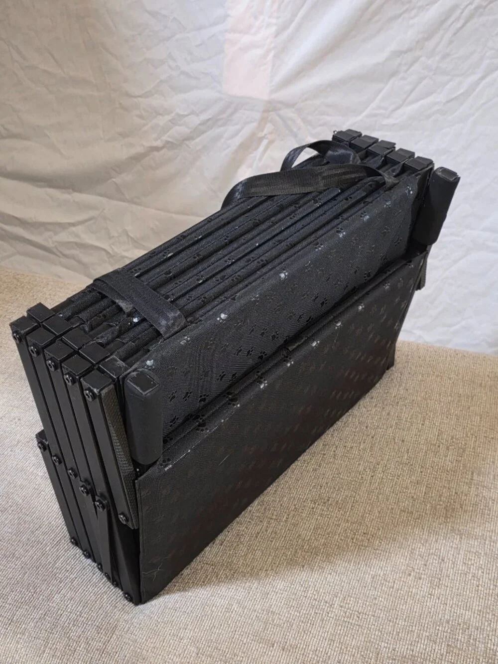 Extra wide dog stairs for vehicle - foldable 6 step stairs